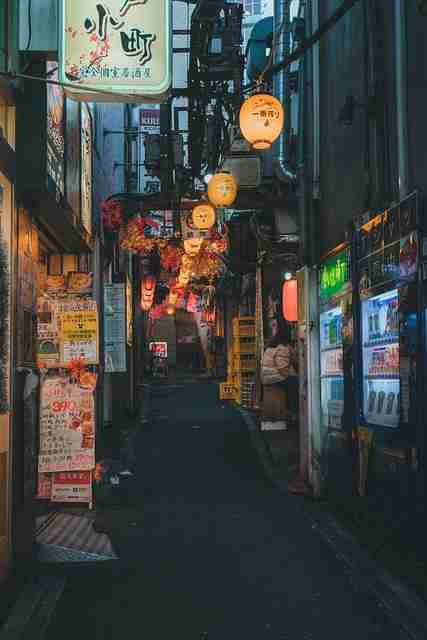 【91爆料】光影交错底层逻辑聚链 - 多角度透视,光影交织
